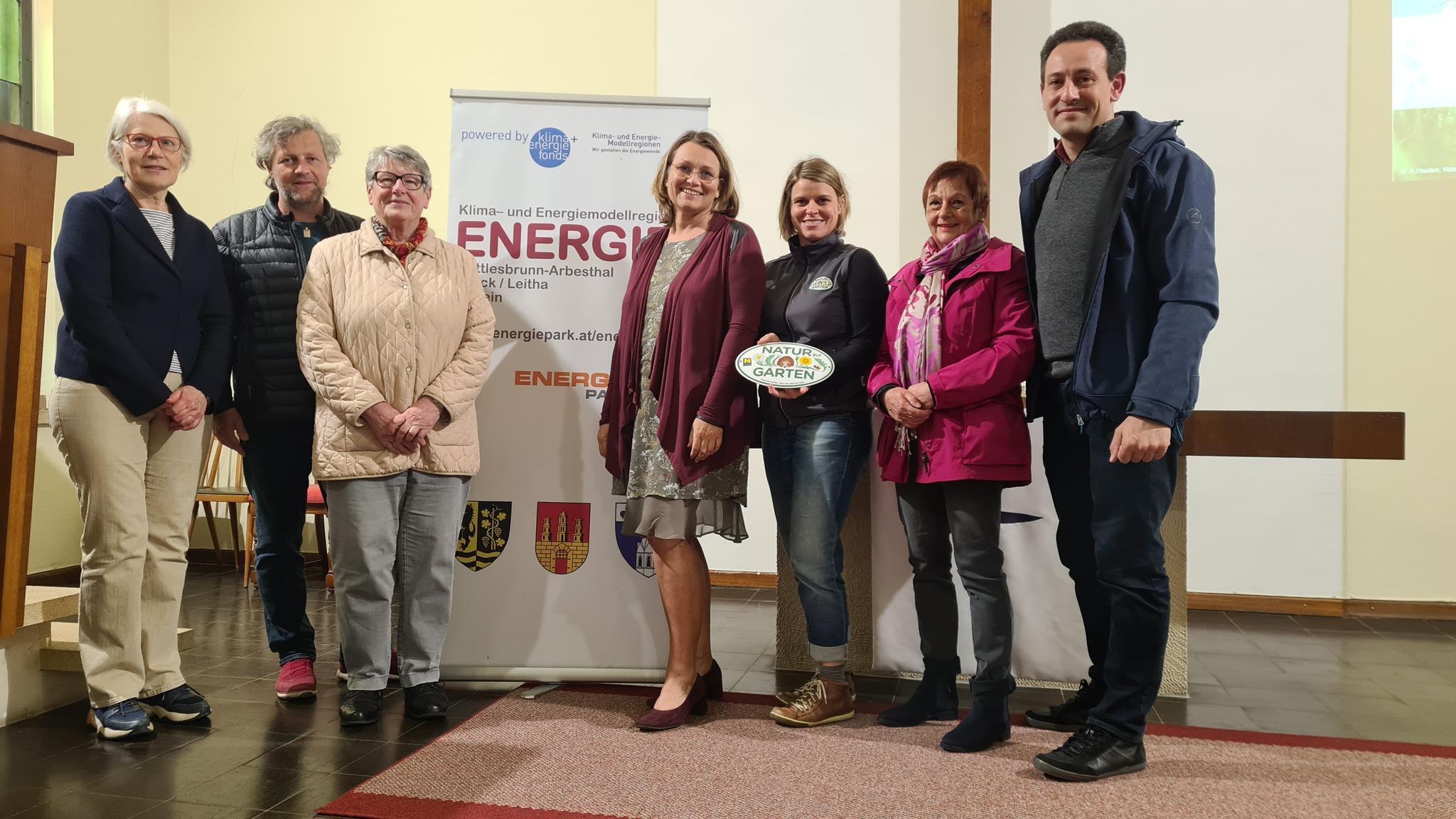 Holzige Klimahelden in der Kirche
